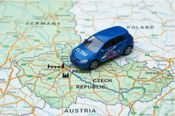 BOOK YOUR TRANSFER FROM/TO PRAGUE AIRPORT IN 3 CLICK